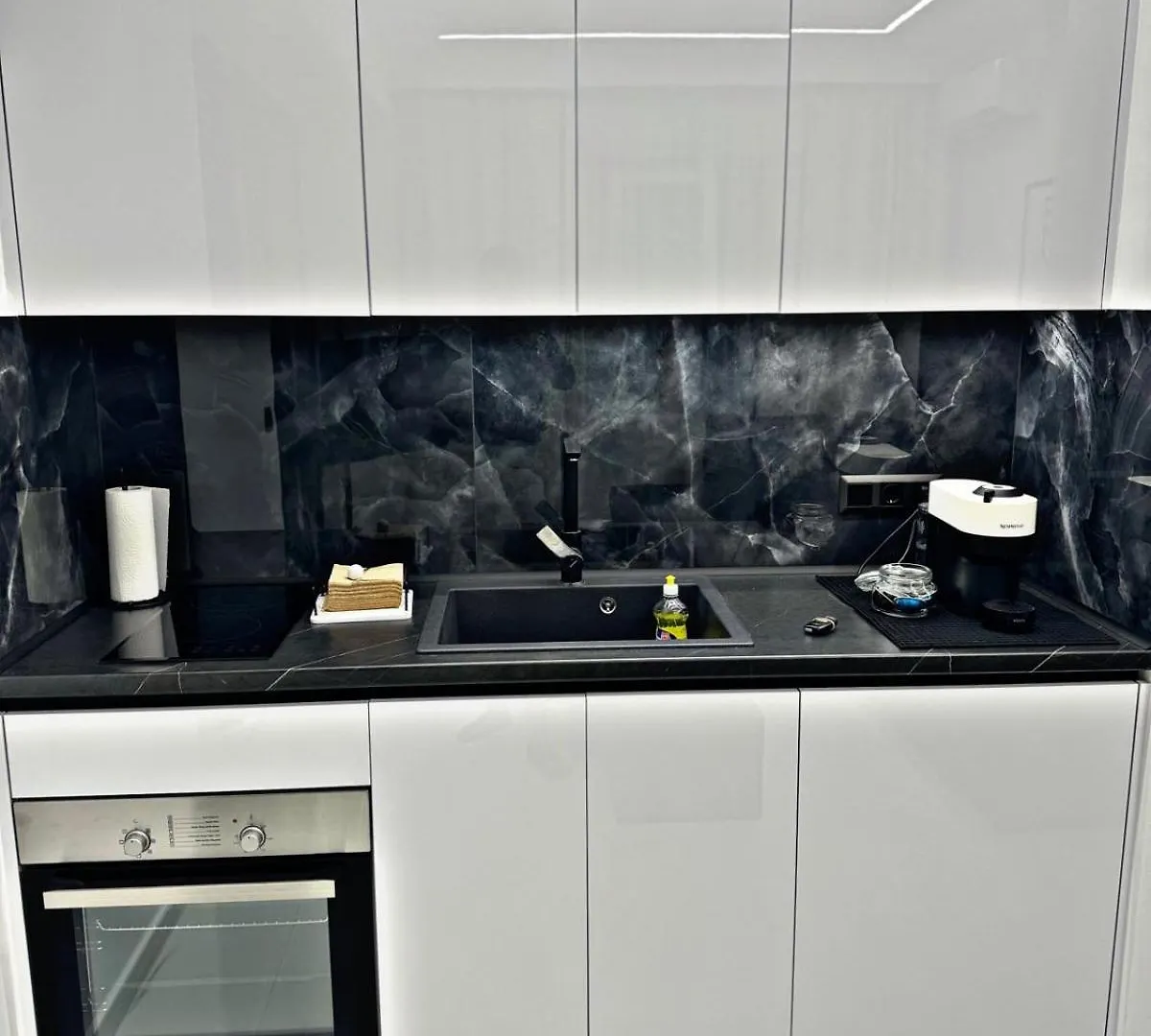 Eden Luxury Suite #3 Thessaloniki 0*,